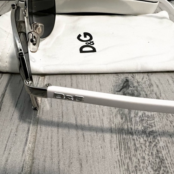 D&G Aviator Mirrored Sunglasses - Picture 7 of 9